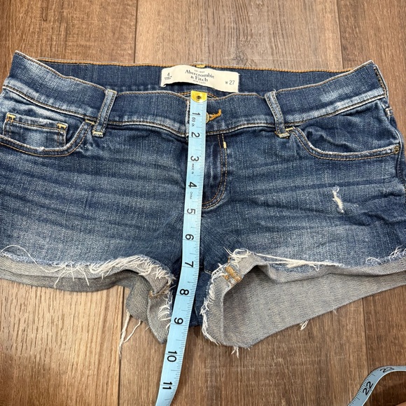 Abercrombie low rise short shorts - Picture 6 of 6